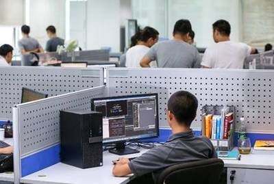 十一歲的新東方在線 以信息技術(shù)驅(qū)動(dòng)教育創(chuàng)新